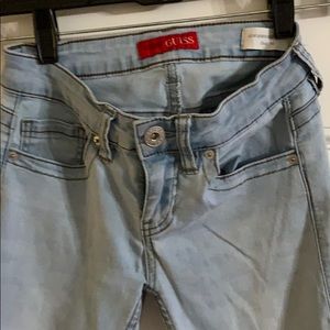Guess low rise jeans. Cindy fit. No stains
